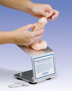 Modelo de condón para enseñanza