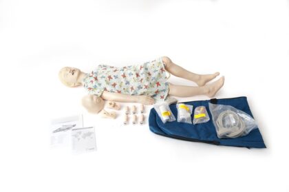 Maniquí de enfermeria pediatrico SimPad